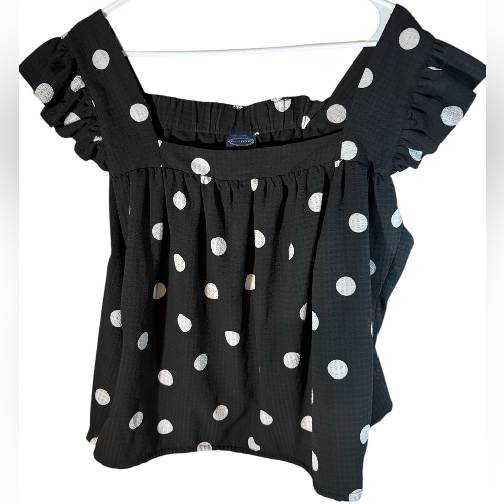 Flutter sleeve White on Black polka dot Top Fitted on the sides post purchase